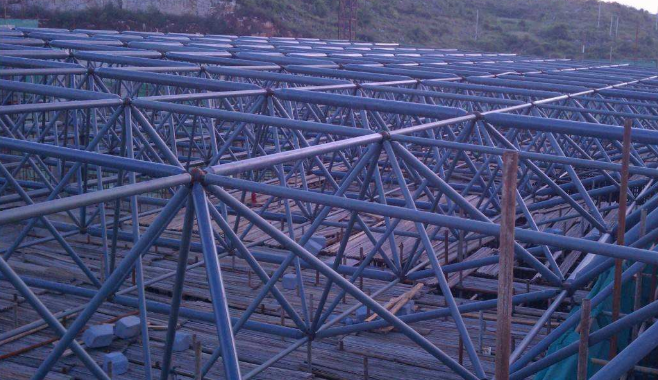 大理概述网架加工公司对网架保温隔热的办法