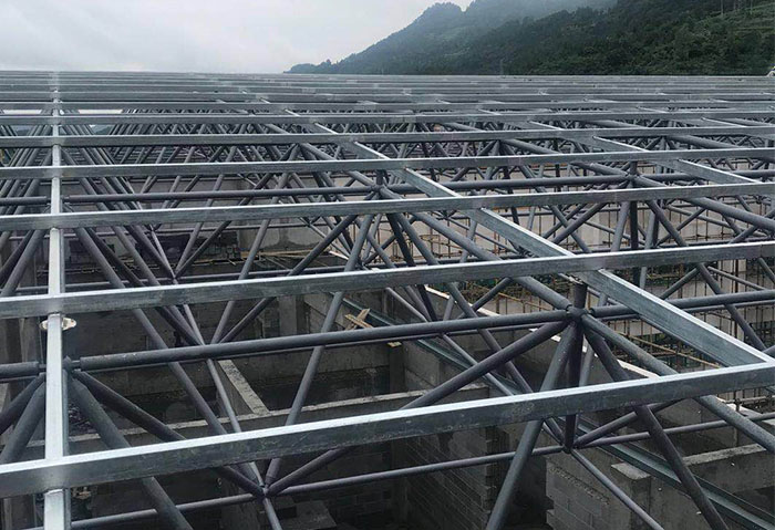 大理仁怀冠英学校艺体楼网架